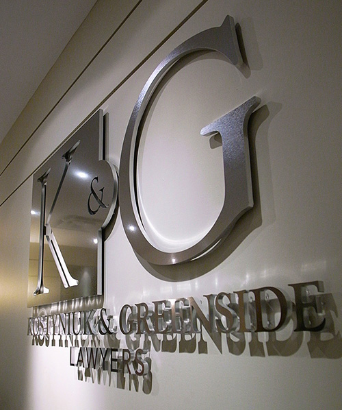 cắt laser biển quảng cáo 