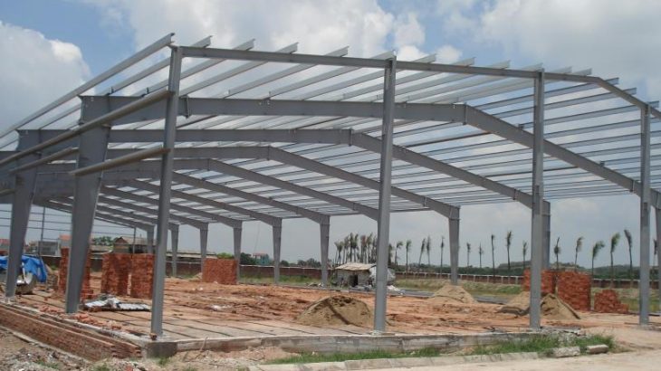 Nguyên Nhân Gây Rung Lắc Nhà Thép Tiền Chế và Giải Pháp Khắc Phục Toàn Diện